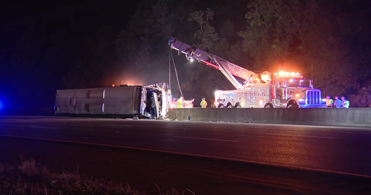 FHP: 1 seriously injured after crashing into bus on I-75 | FOX 13 Tampa Bay