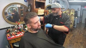 Tampa barber battling cancer gets a helping hand from loyal customer