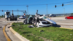 Police: 2 killed after Haines City driver runs red light, collides with Florida's Natural semi-truck