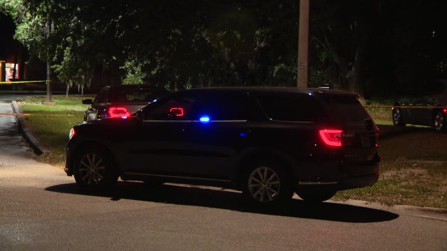 Plant City police officers shoot, kill armed man at post office