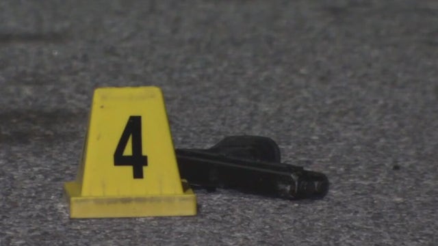 US gun deaths reach record total in 2021, report finds