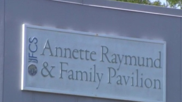 Teenage migrant dies in Florida while in U.S. custody