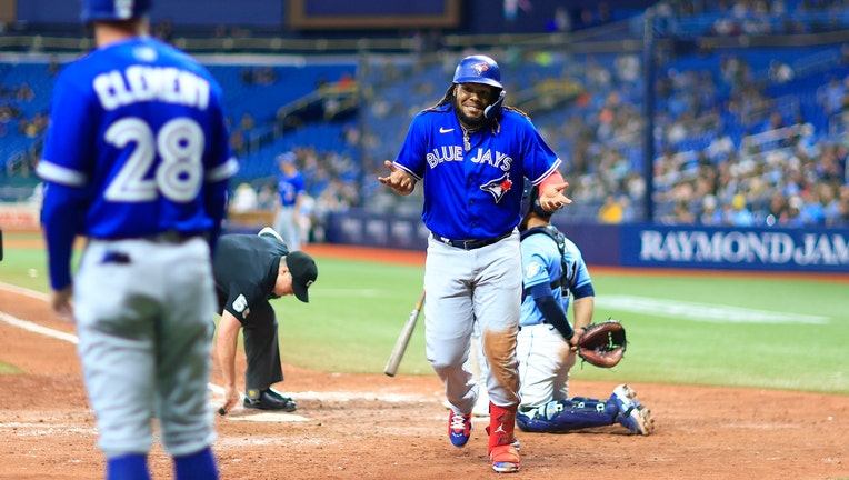 Blue Jays put up 20 runs against MLB-best Rays, including Vlad