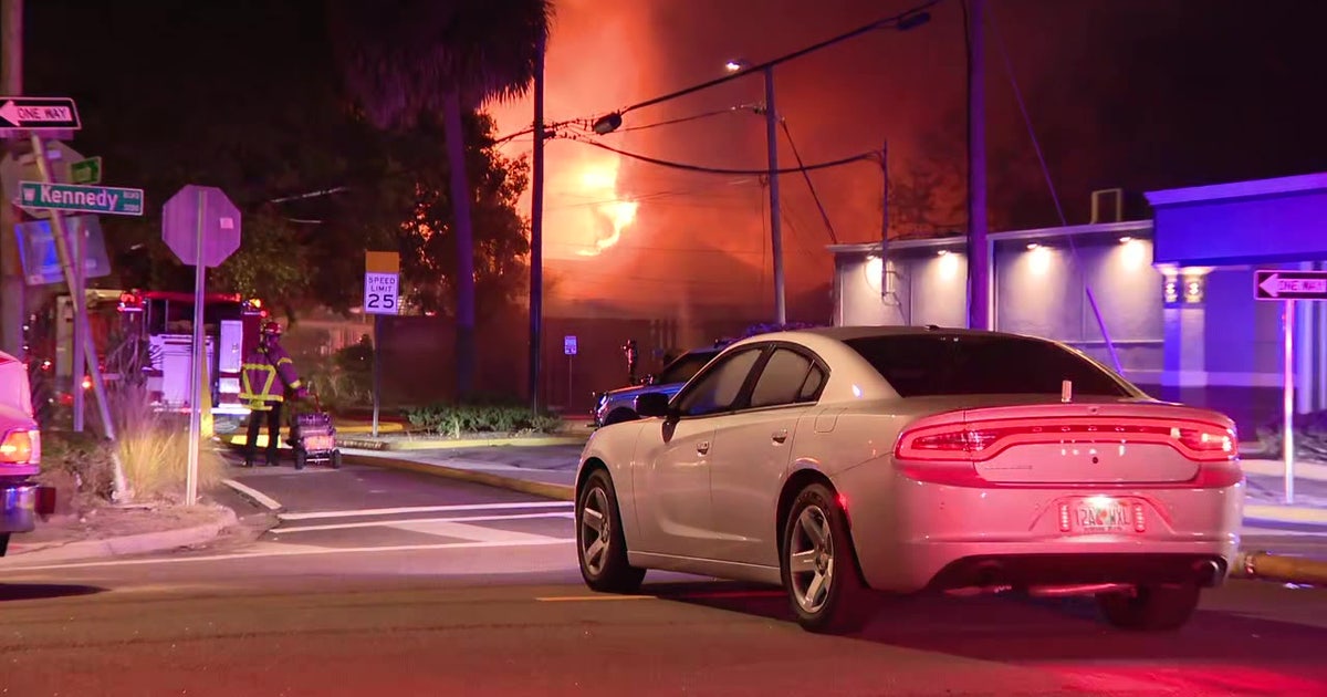Kennedy Boulevard reopens following Tampa house fire | FOX 13 Tampa Bay