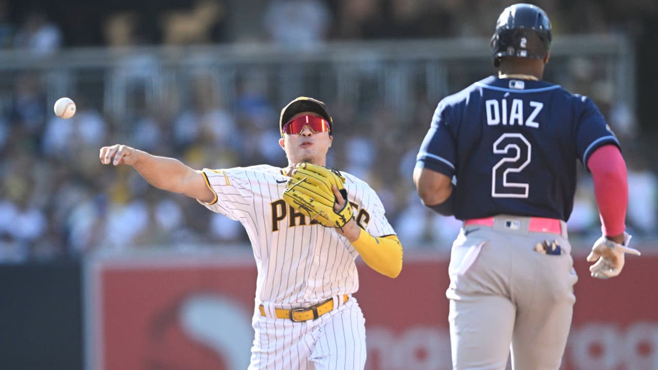 Snell strikes out 12 as the Padres blank the Rays 2-0