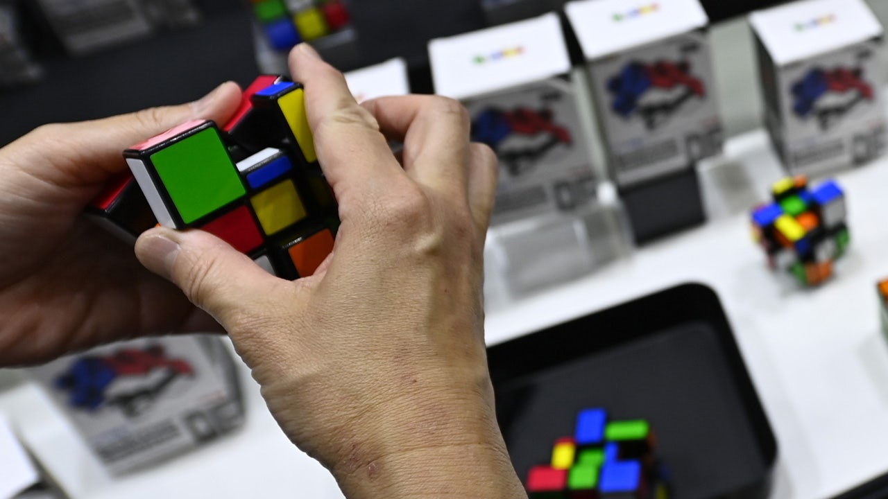 Solved in 3.13 seconds: 21-year-old shatters Rubik's Cube world record