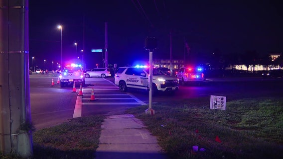 Hillsborough deputies searching for drivers involved in deadly hit-and run crash on Big Bend Road