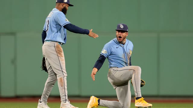 Ramírez hits tiebreaking 2-run double as Rays beat Red Sox 4-2 to split doubleheader