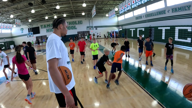 NBA veteran Kevin Knox inspiring younger players back home at Tampa Catholic