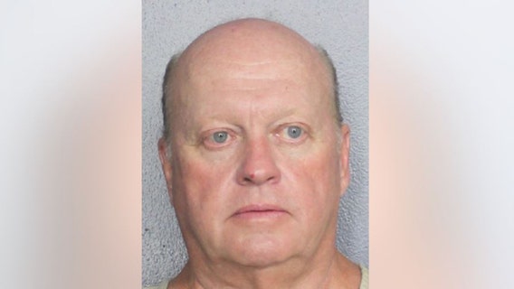 Florida volunteer Santa downloaded hundreds of child porn files, police say