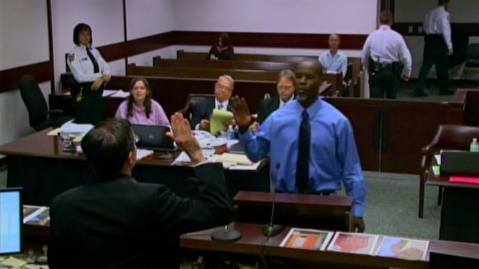 Dee Dee Moore is pointing the finger at witness Greg Smith.