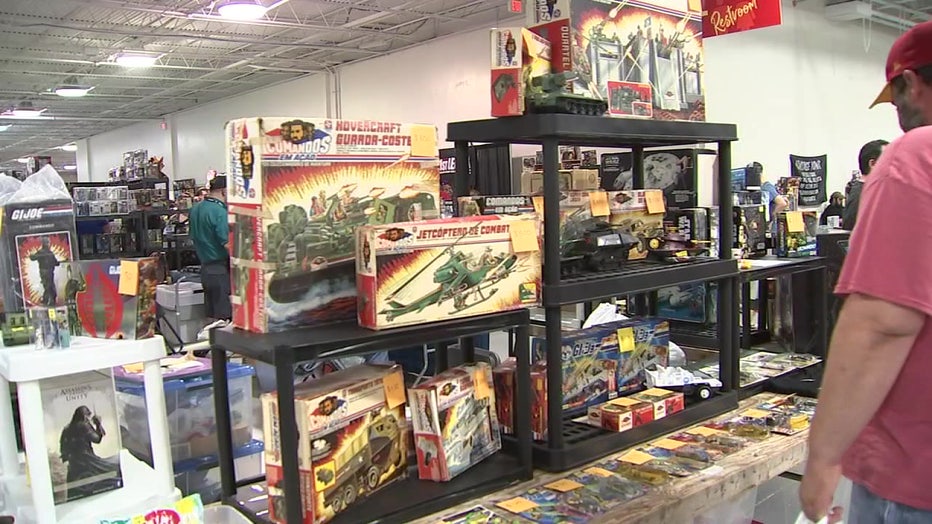 Lakeland Collector Brings Tampa Toy Con