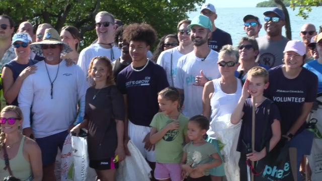 Volunteers and non-profit Keep Pinellas Beautiful join forces to clean up Gandy Beach