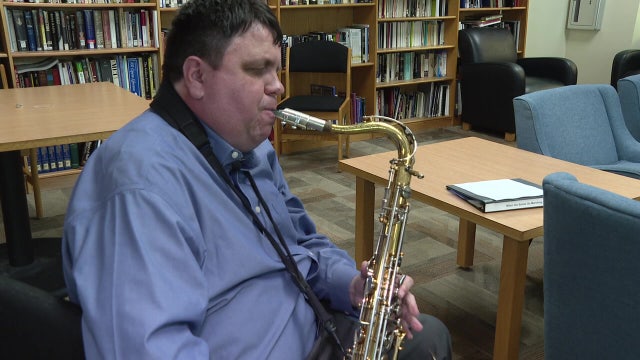 Blind jazz musician teaches next generation at Patel Conservatory: ‘It’s awe-inspiring’