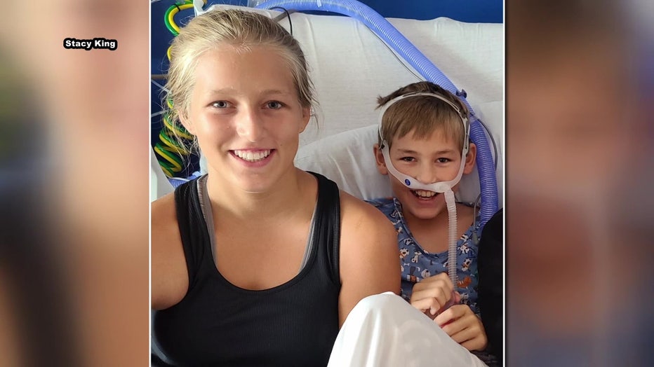 Colton and his sister Kaylee in the hospital.