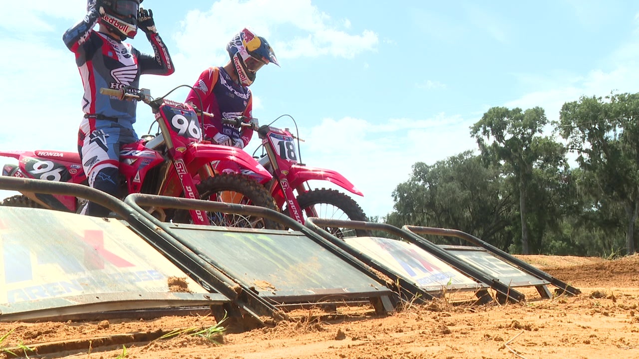 Lawrence brothers embrace Champa Bay mentality chasing motocross