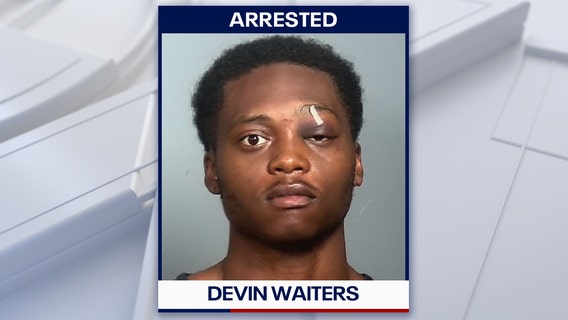 Suspect arrested after shooting two customers during bar fight in Bradenton: Deputies