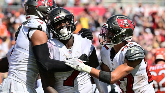 Shaq Barrett dazzles in Buccaneers victory, dedicates game-changing pick-six to late daughter