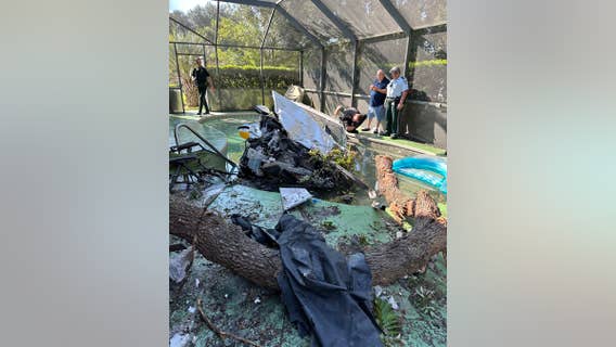 Driver hospitalized after car crashes into home, pool in Spring Hill