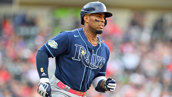 Steven Kwan's sacrifice fly caps a two-run 11th inning for the Guardians in win against the Rays