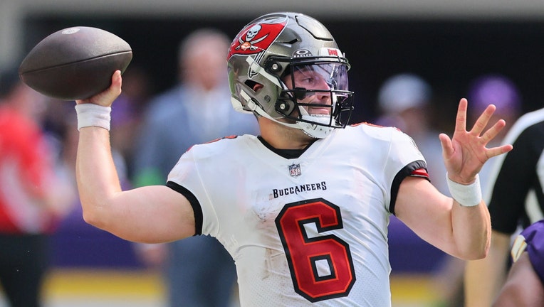 Baker Mayfield makes quick impression, impact as Bucs starting