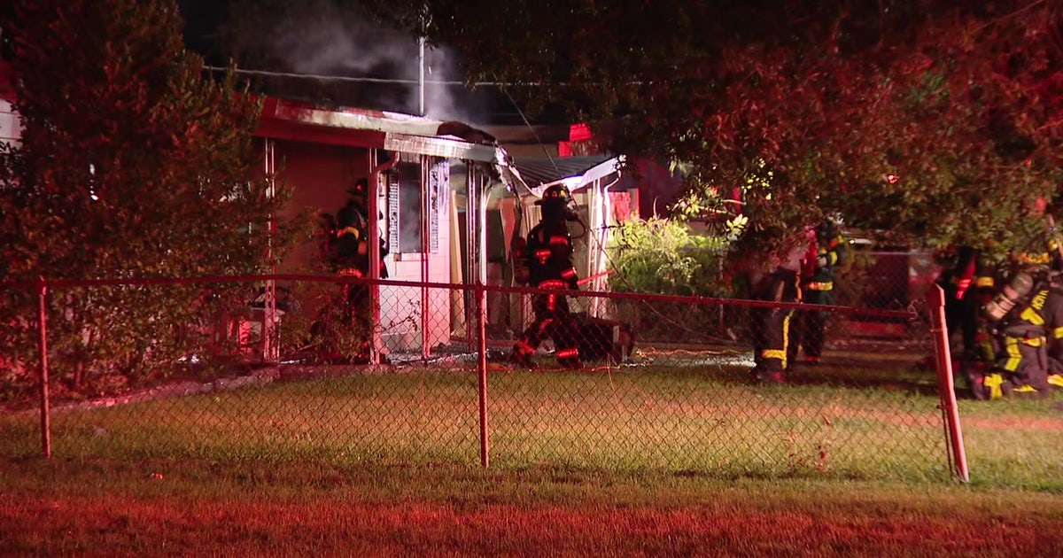 2 adults, 5 kids displaced after Tampa home catches fire: HCFR | FOX 13 ...