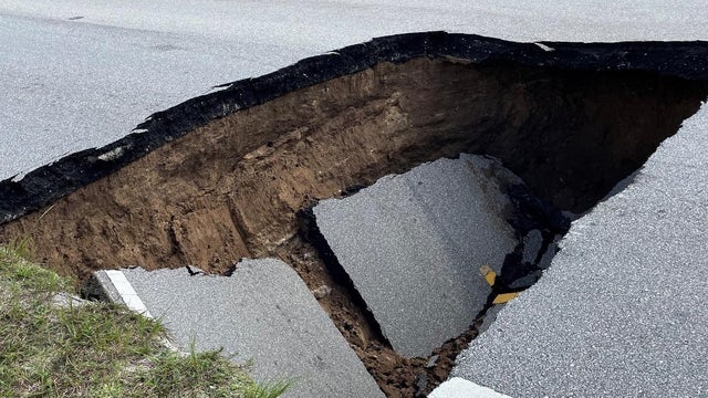 North Port road closed after excessive rainfall causes hole to form