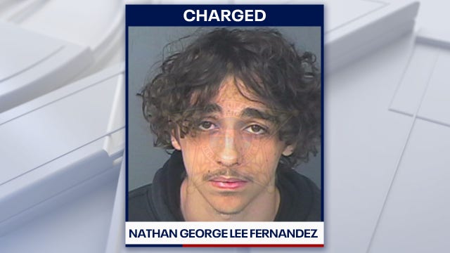 Man arrested after rummaging through cars in Spring Hill neighborhood, deputies say