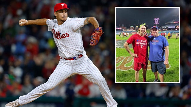 Sarasota County dad goes viral during son's MLB debut with Philadelphia Phillies