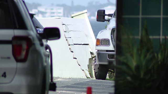 Man killed in crash on Bayshore Boulevard after car strikes wall: TPD