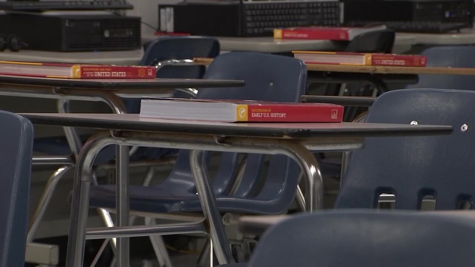 Hillsborough County teachers may get pay raise after tentative agreement