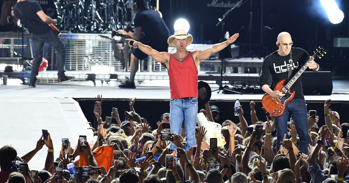Kenny Chesney Tampa Bag Policy