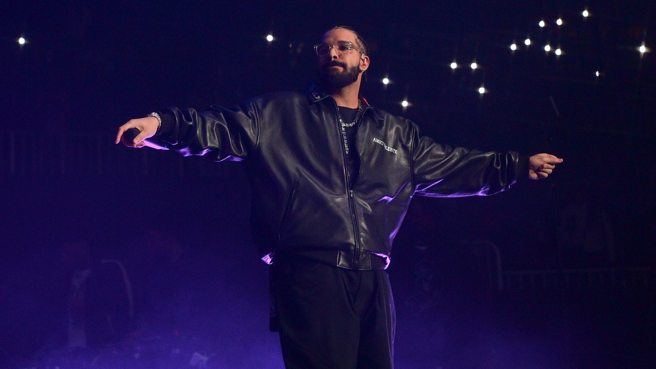 Drake, J. Cole announce Tampa show on 2024 tour