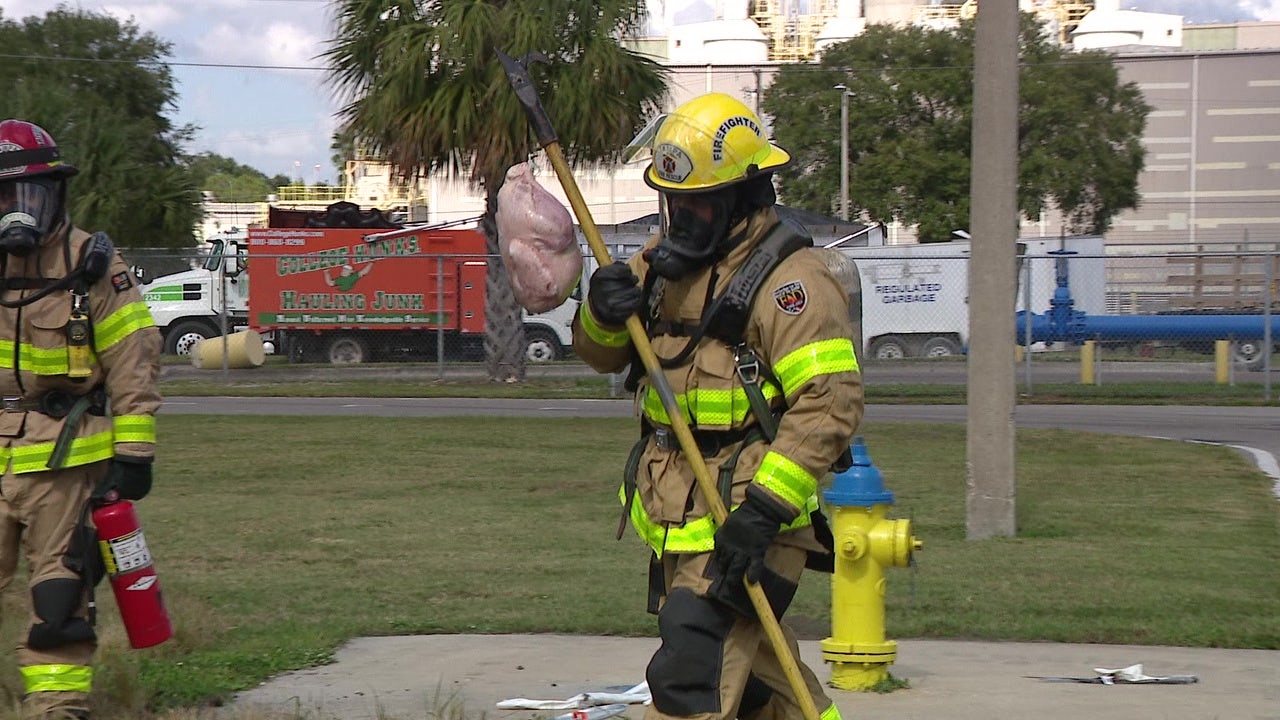 Tampa Fire Rescue hosts safety demonstration, explains do's and dont's of cooking Thanksgiving turkey - Vimarsana News