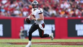 Mayfield throws for 278 yards, 2 TDs to help Buccaneers stop 4-game skid with 20-6 win over Titans