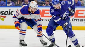 Stamkos and Glendening score 39 seconds apart as Lightning pulls out 6-4 win over Oilers