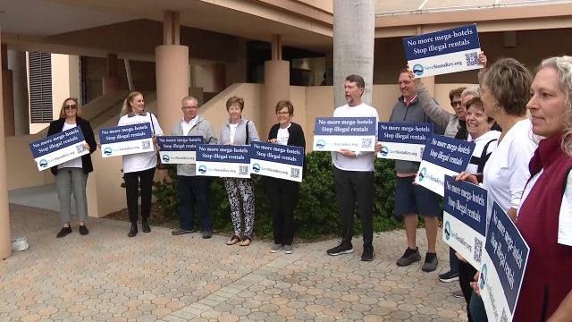 Siesta Key residents voice concerns as Sarasota Co. Commission explores changes to allow high density hotels