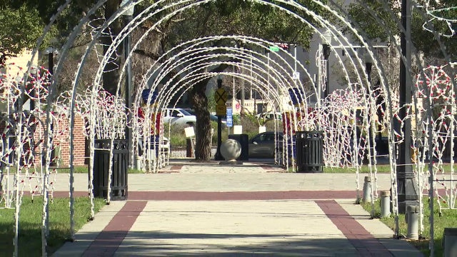 Some Lakeland residents push for adding Christmas tree to Munn Park holiday decorations