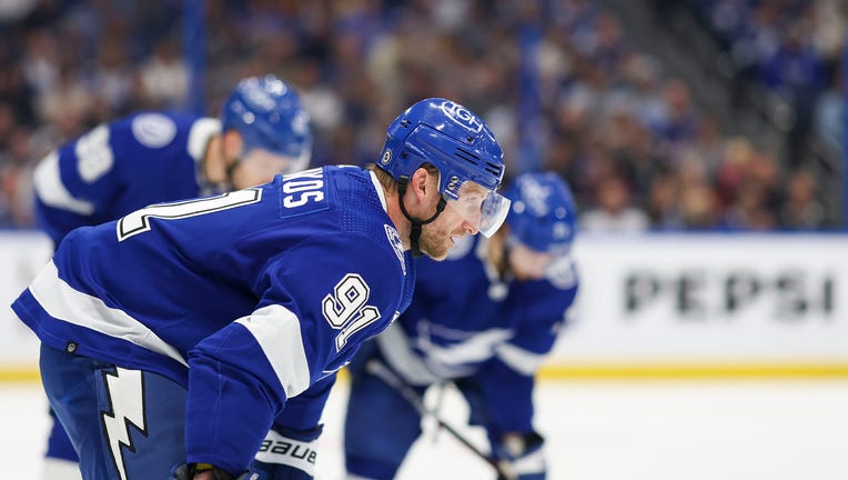 TAMPA, FL - NOVEMBER 22: Steven Stamkos #91 of the Tampa Bay Lightning against the Winnipeg Jets during the second period at Amalie Arena on November 22, 2023 in Tampa, Florida. (Photo by Mike Carlson/NHLI via Getty Images)