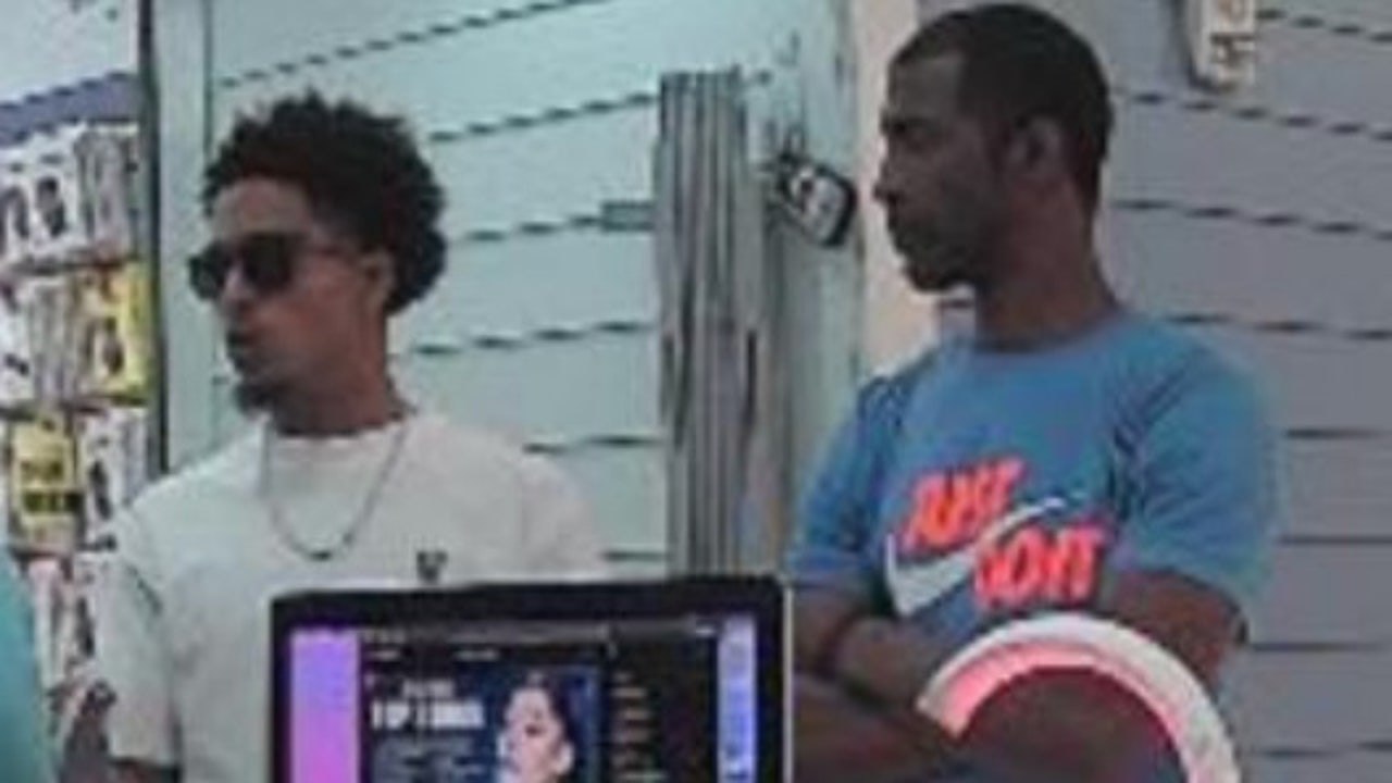 Deputies searching for 2 suspects accused of throwing punches after fire alarm pulled at Tampa Premium Outlets - Vimarsana News