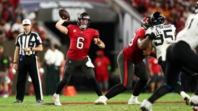Mayfield throws for 283 yards, 2 TDs as surging Bucs beat reeling Jaguars 30-12 for 4th straight win