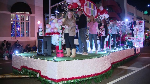 Annual Christmas Parade returns to Lakeland to kickoff the holiday season