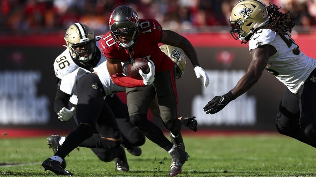 Carr throws for 2 TDs to help the Saints beat the Bucs 23-13 and tie NFC South standings