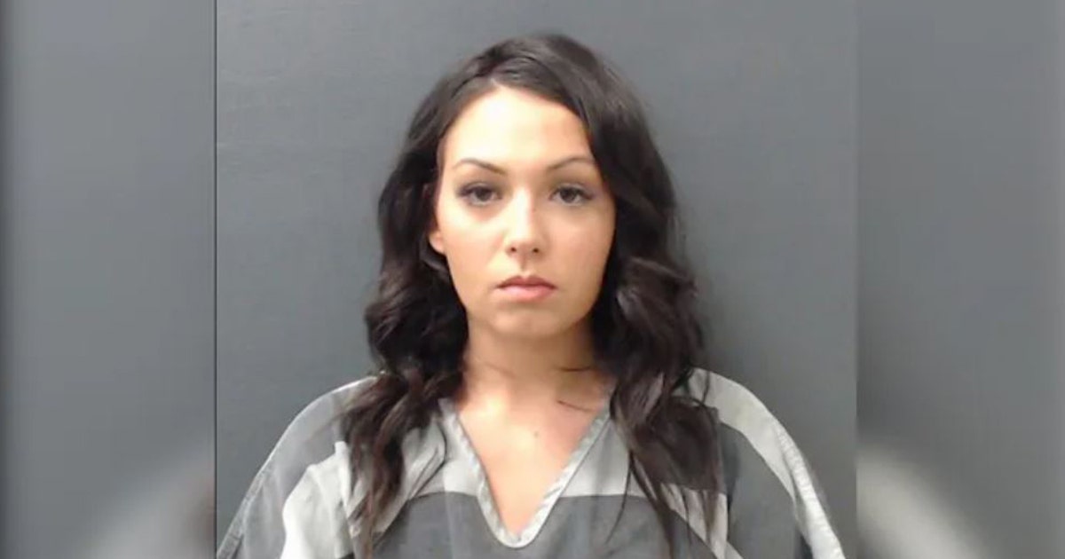 Missouri math teacher accused of using students as lookouts to have sex ...