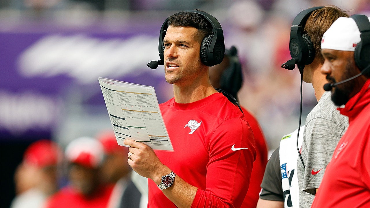 Buccaneers Offensive Coordinator Dave Canales Hired As Panthers Head ...