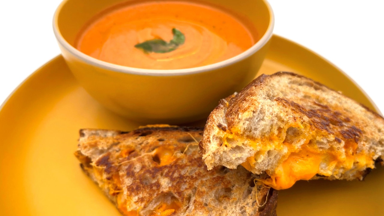 Recipe: Creamy Tomato Soup & Grilled Cheese | FOX 13 Tampa Bay