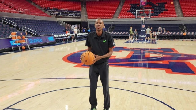 USF basketball team manager with autism continues to inspire and educate