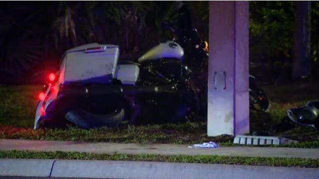 Motorcyclist dead after crashing in Tampa, police investigating