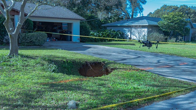 60-foot-deep sinkhole opens in front of Highland City home: PCFR