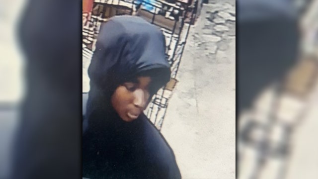 Three suspects wanted in armed robbery at Tampa apartment complex: Police